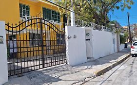 Casa Los Cuatro Elementos Tierra